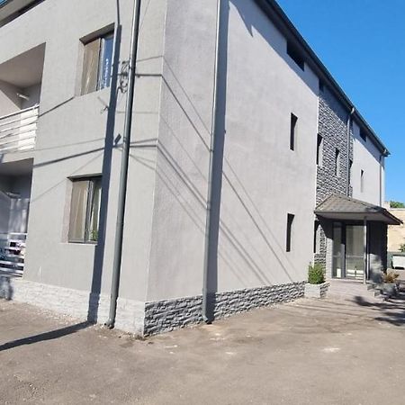 Jolie Art Apartment Braila Exterior photo